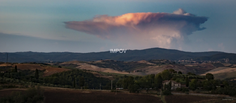 Ambosswolke, Asciano, Toskana